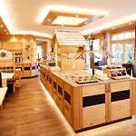 Hotel Wander- & Wellnesshotel Naegele 4*