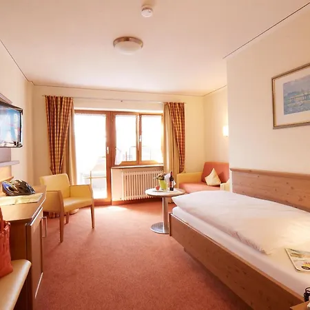 Szálloda Wander- & Wellnesshotel Naegele