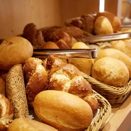 Wander- & Wellnesshotel Naegele