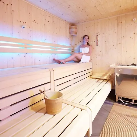 Hotel Wander- & Wellnesshotel Naegele 4*