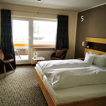 Wander- & Wellnesshotel Naegele 4*