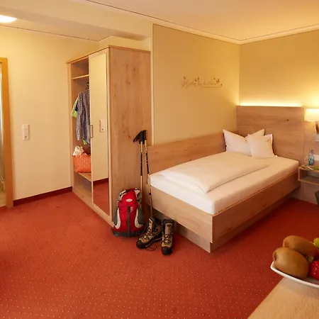 Wander- & Wellnesshotel Naegele Hotel 4*