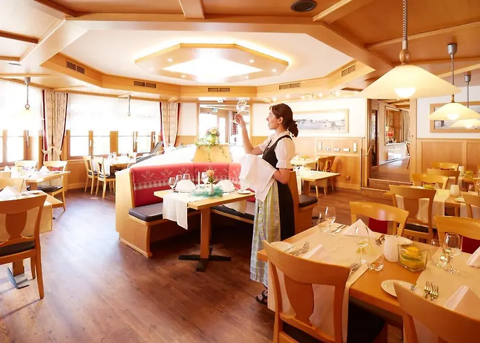 Wander- & Wellnesshotel Naegele Hotel 4*